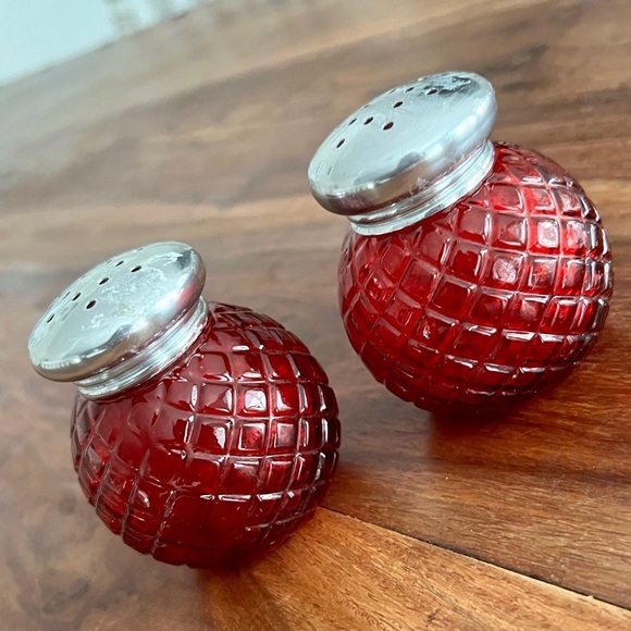 Avon Accents Vintage Avon Red Glass Cosmetic Powder Jars Poshmark